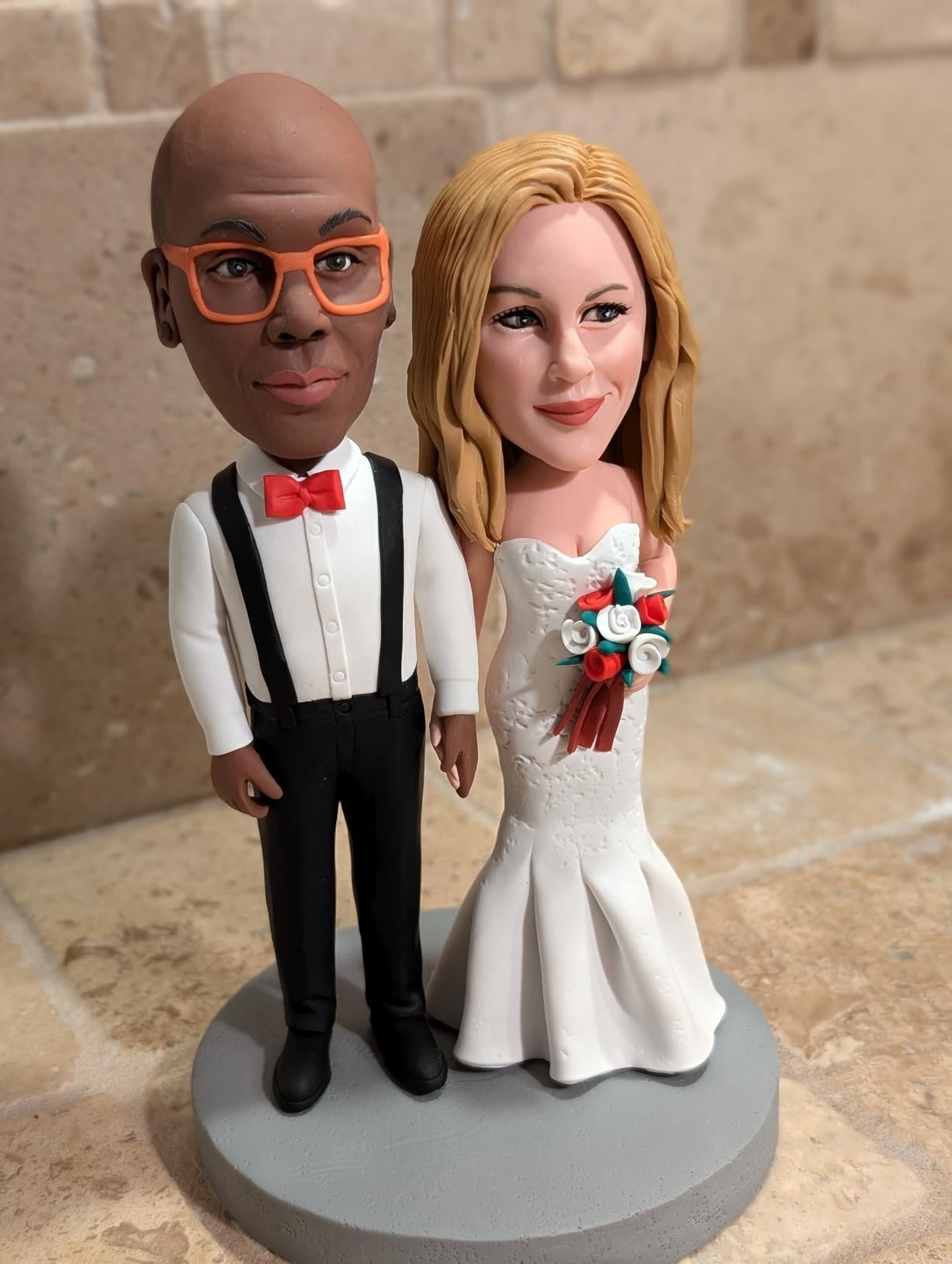 couple bobbleheads