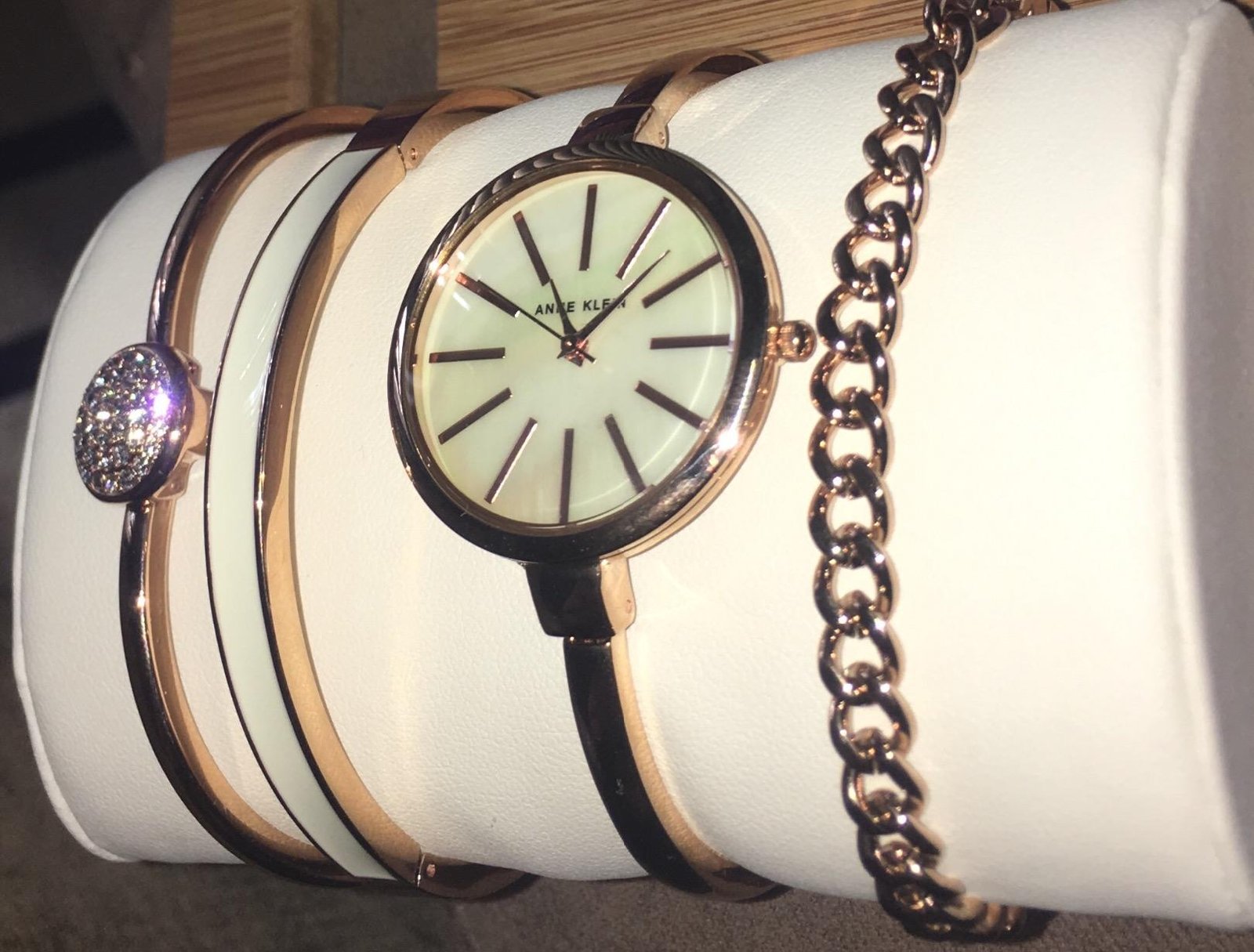 gifts for 65 year old woman