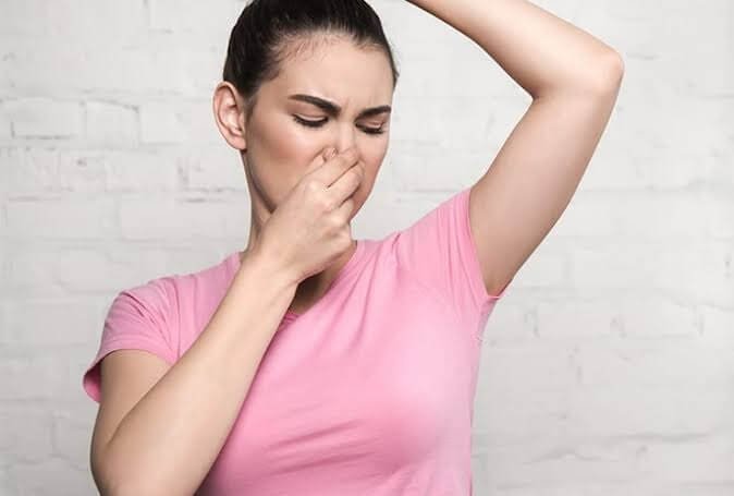 How to Manage Menopause Body Odor